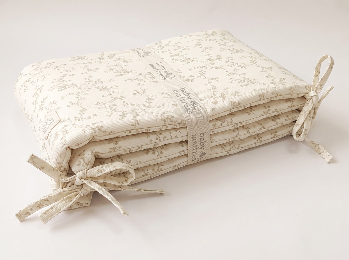 Protector de Cuna Beige Flores